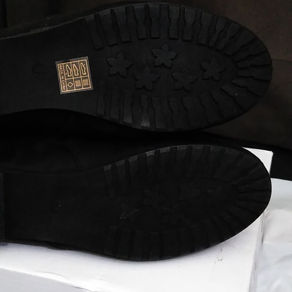 Dream Pairs Women's Black Suede Wide Calf Boot Size 7 - Picture 6 of 7